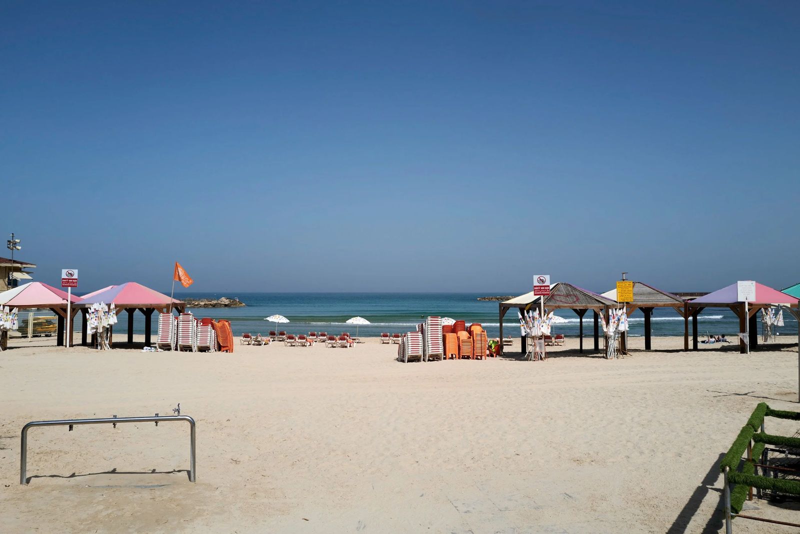 Israel, photograph 37 of 48