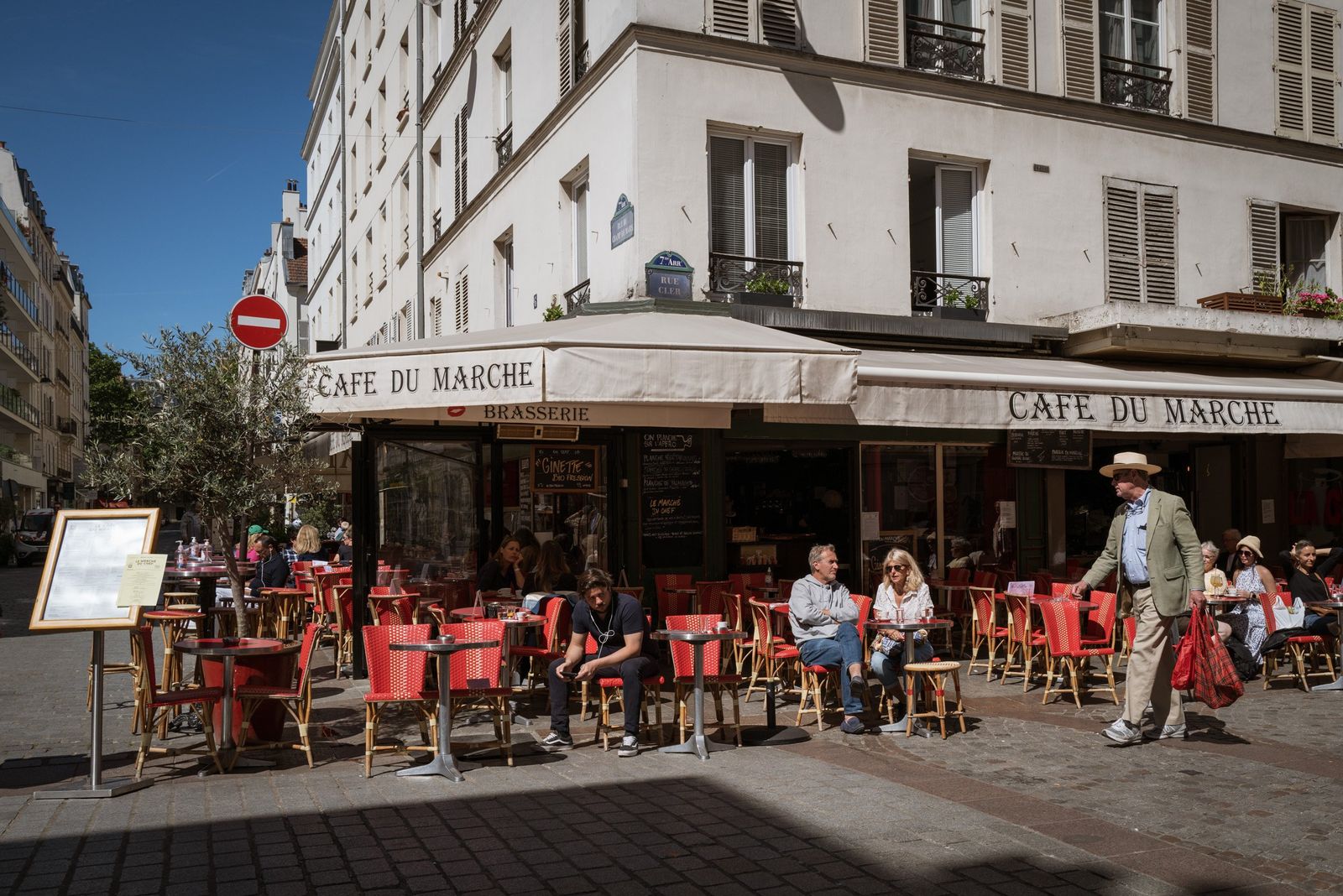Paris, photograph 1 of 30